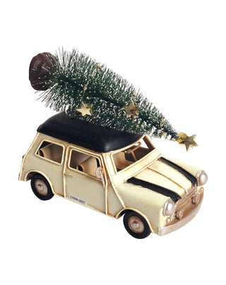 Kleines Retro-Deko-Auto in Creme mit Tannenbaum auf dem Dach, ca. 16 cm, von LATÉLIO
