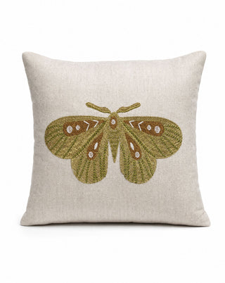 Dekokissen in Creme mit goldenem Schmetterling in 3D-Stickerei, 30 x 30 cm von LATÉLIO